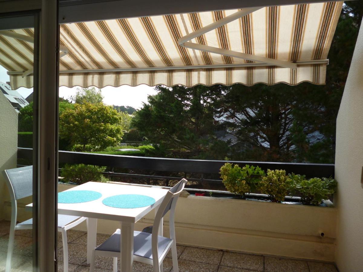 Studio Lumineux Avec Belle Terrasse Sur Espaces Verts, 100M Plage Carnac Bagian luar foto
