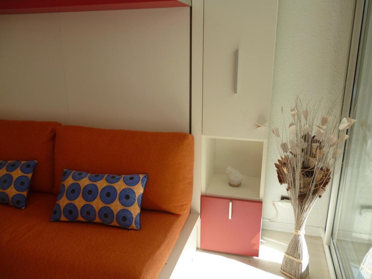 Studio Lumineux Avec Belle Terrasse Sur Espaces Verts, 100M Plage Carnac Bagian luar foto