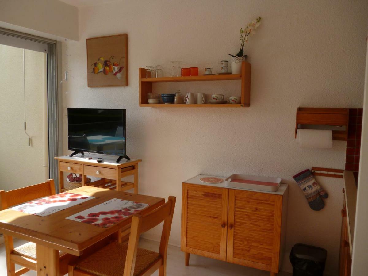 Studio Lumineux Avec Belle Terrasse Sur Espaces Verts, 100M Plage Carnac Bagian luar foto